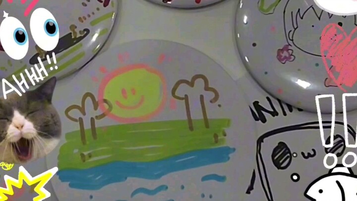 👀 Behind the Scenes / 幕后Badge paper and markers are available for FREE at the Doodle Zone!