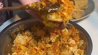 tahu isi