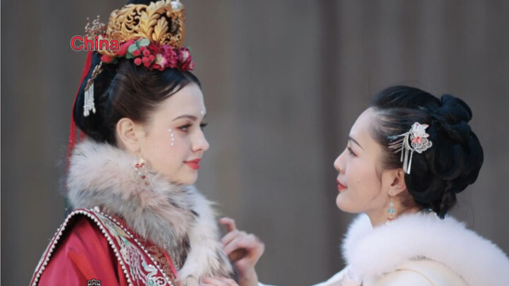 Let foreigners experience Hanfu and ethnic minority costumes abroad