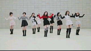 TWICE's "KNOCK KNOCK" opening is so unique, and their dance precision is amazing—another dance I wan