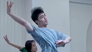 【Bai Xiaobai】Let’s go outing in February! Chinese style jazz choreography of “Outing and Tea Picking