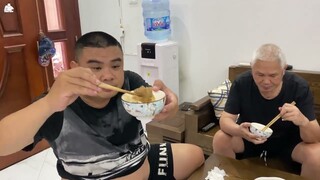 Canh Măng vs Đậu Sốt Cay Cùng Gã Đầu Bạc…