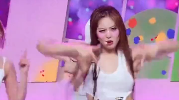 Những màn ngược chiều cổ vũ siêu ấm lòng của các idol, bạn thấy mình có ghen tị không nè? #Tống Vũ K