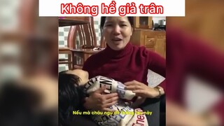 Không hề giả trân