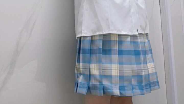 ها قد جاءت مكافأة المعجبين للأخ الشاب القوي