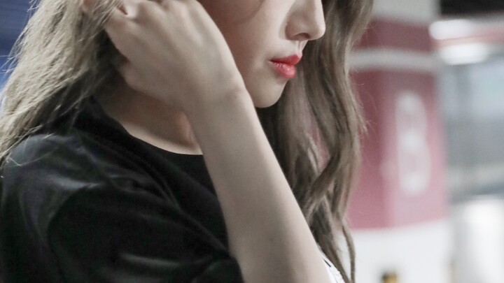 You can’t ignore facial expressions and eye contact just because you are good-looking and strong.