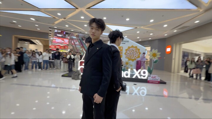 الثلاثة ممالك تتنافس