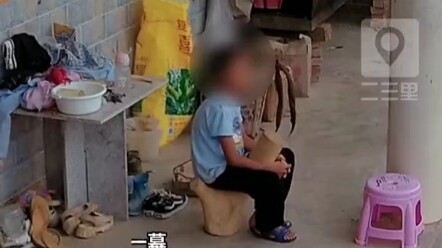 Bocah laki-laki emosi meledak saat main game, langsung membanting ponsel! Eh, malah terasa lega!