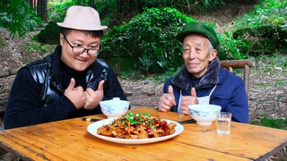 กวดวิชา ขิงและตีนไก่รสเผ็ด ของหูหนานอยู่ที่นี่