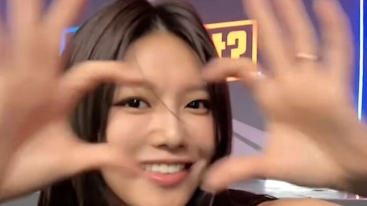 Sis really knows how to toss her hair—she only picks songs that let you toss your hair!