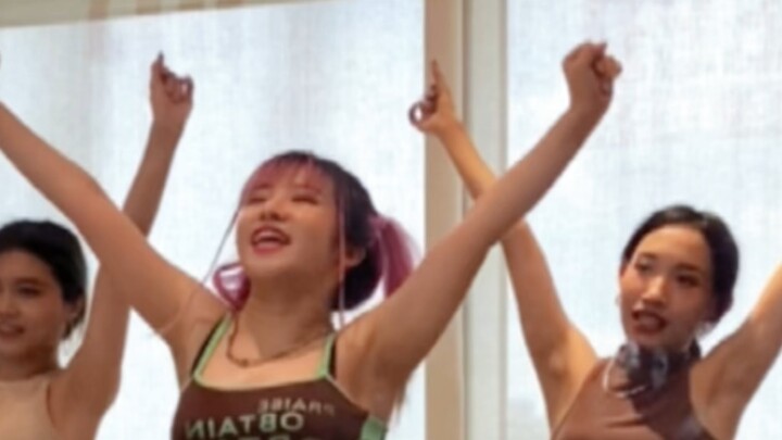 [Jia Jiazi Basic Skills] A move that hot girls must know! See if you have learned it? Jazz lifts his