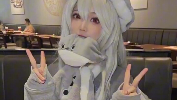 *Rare footage of orcas preying on arapaima surfaces* “Arknights Skadi Cosplay”