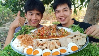 ตำถาดกุ้งสด เครื่องแน่นๆรสจัดจ้าน มาแซ่บๆด้วยกันครับ.