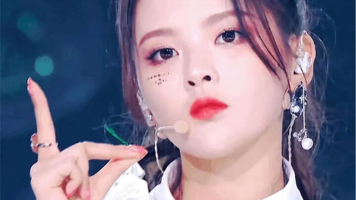 Yang Chaoyue’s straight-cut performance of “The Queen and Her Dreams” on stage has already proven sh