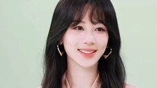 7.29 Yang Zi's Prada live broadcast, the sister with bangs looks like a doll😍😍