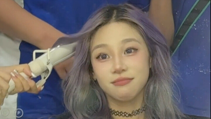 Thế này thì… có thể trở thành quán quân doanh số rồi nhỉ…