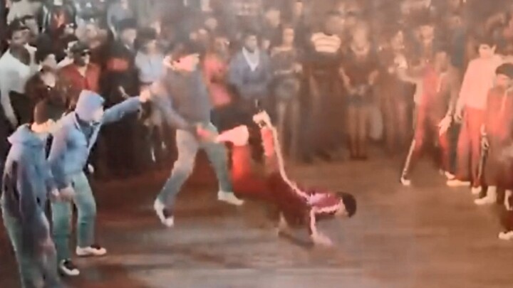 What did the most primitive Powermove look like? 1984 BEAT STREET NYC Breakerz vs Rock Steady Crew B