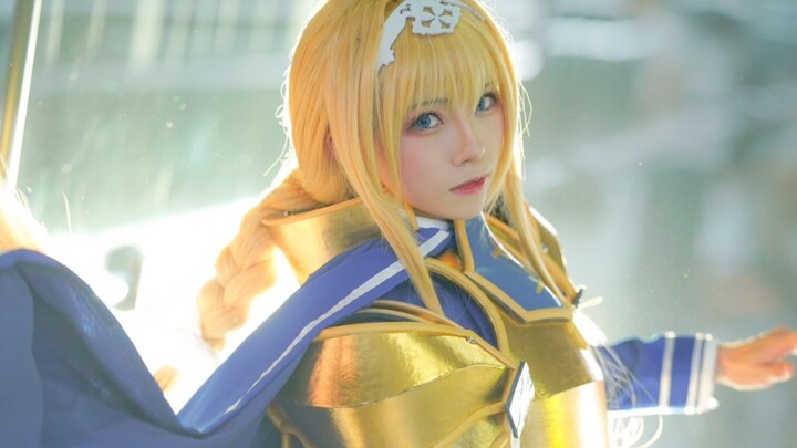 [Kitaro] Cosplay Sword Art Online Alice lagi