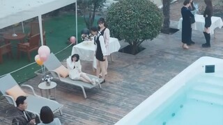 💖เธอกลายเป็นคู่หมั้นซีอีโอที่ถูกรังเกียจ จะถอนหมั้นหนี แต่ถูกเขากดกับกำแพง: ใครให้กล้าหนีฉัน?