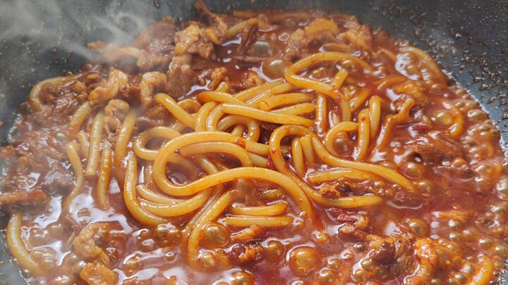 I've never eaten rice noodles like this before.