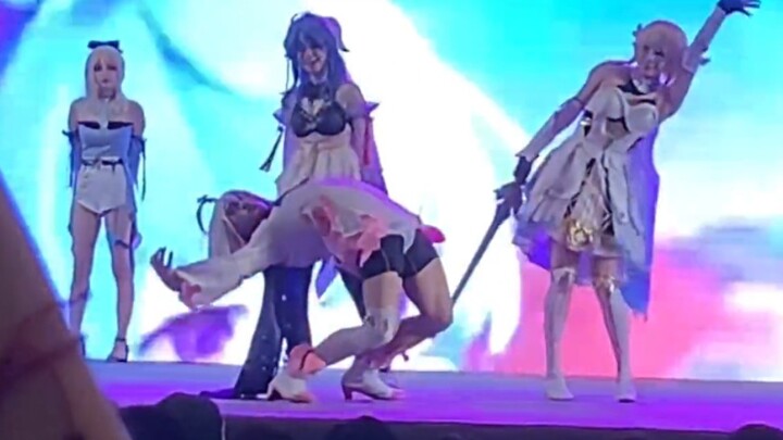 “Membuat Paimon tercengang sepanjang tahun!!”