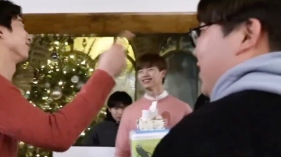ขอโทษนะ อากัสซี่ ฉันทำให้เธอเศร้า ฮ่าฮ่า คิมโกอึน กงยู อีดงวุค ลู่ซิงไช - เบื้องหลังฉากโกบลิน