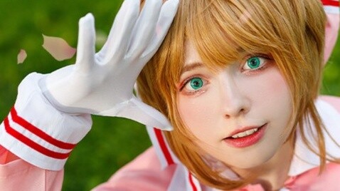 Đó là Magical Girl Sakura và Kinomoto Sakura! (╯⚈̀ ₒ ́⚈)╯