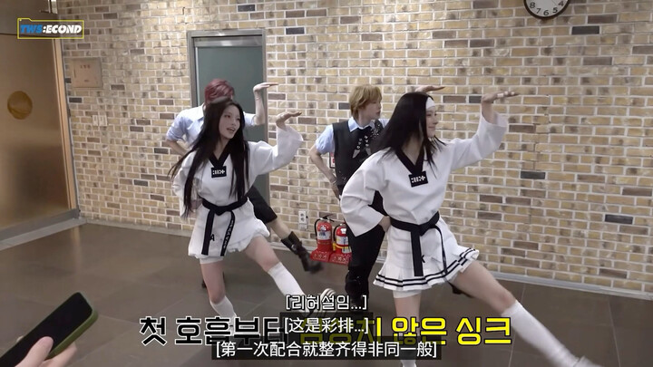 [Cha’s Behind-the-Scenes] This is how the “Mentor” crew stomped and trashed the KBS studio floor (fe