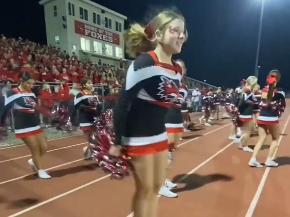 التعلم في المدارس الثانوية الأمريكية لا يقتصر على الكتب الدراسية فقط! #مدارس_ثانوية_أميركية #تعليم_ن