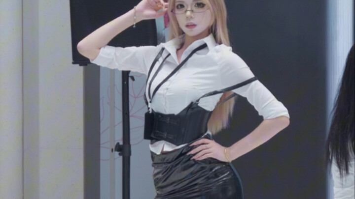 【Mr.Taxi】Apakah Anda ingin naik QQ Speed saya?