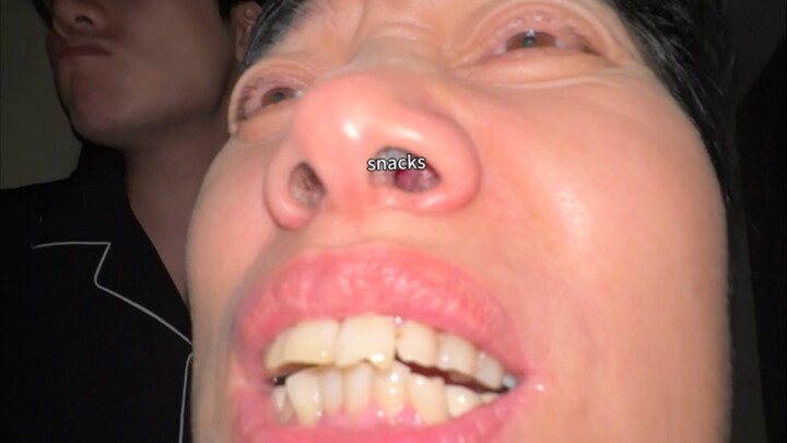 Ketika seseorang tiba-tiba masuk ke kamarmu