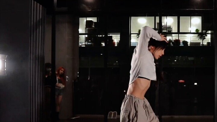 ท่าเต้นต้นฉบับของจางเสี่ยวจูจื่อ "To You" ฉันอยากเจอคุณครั้งหน้า