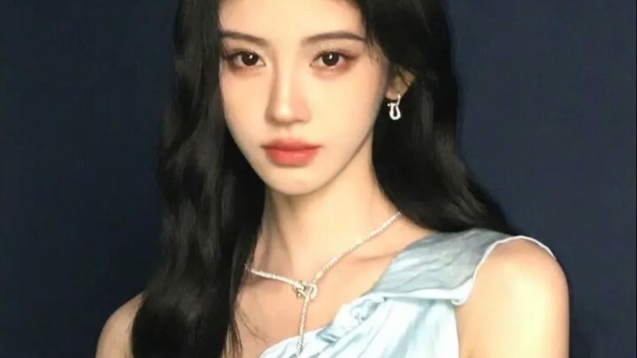 Ju Jingyi’s recent looks are just so satisfying!