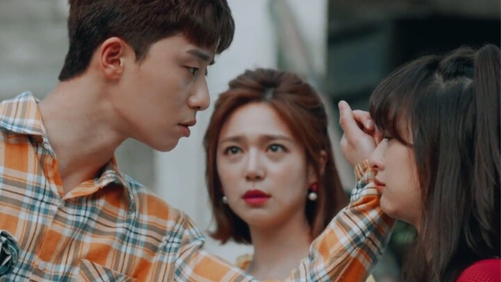 Dongwan sẽ luôn ủng hộ Aela