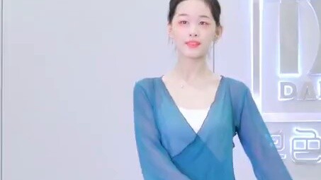 Năm tư thế nhảy dạy bạn cách làm đẹp #múa cổ điển "Tháp chín tầng"