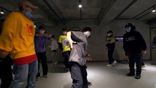 سواغ هو كل ما تحتاجه! جوست جيرك ستوديو يتعاون مع S.ONE و ووتاي و Yellow D في رقصة مذهلة "Wicked"