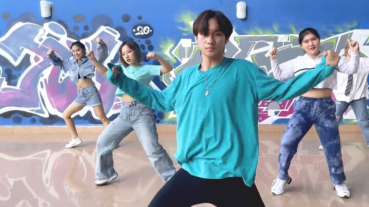 เพลงคัฟเวอร์ "Youth With You 3" ของมหาวิทยาลัยกว่างโจวจาก WE ROCK