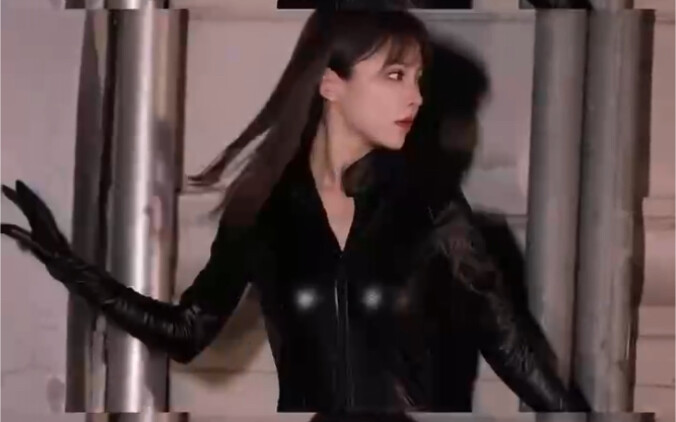 Petugas Pencarian Tik Tok