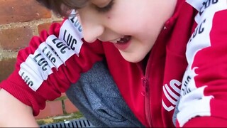 8_Year_Old_Pranks_Father_🤣🤣🤣_#Shorts(1080p)