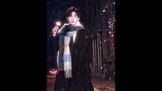 Winter starts with a scarf🧣❄️ #YangYang #shorts