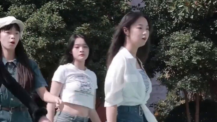 Chương trình tuyển dụng Câu lạc bộ trường trung học Supernova