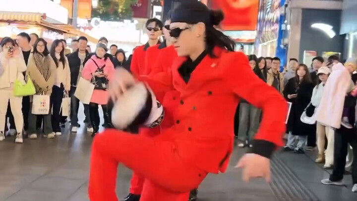 Everyone pay attention to the explosive rhythmic expression of "Orange", all members of "G-Dragon" F