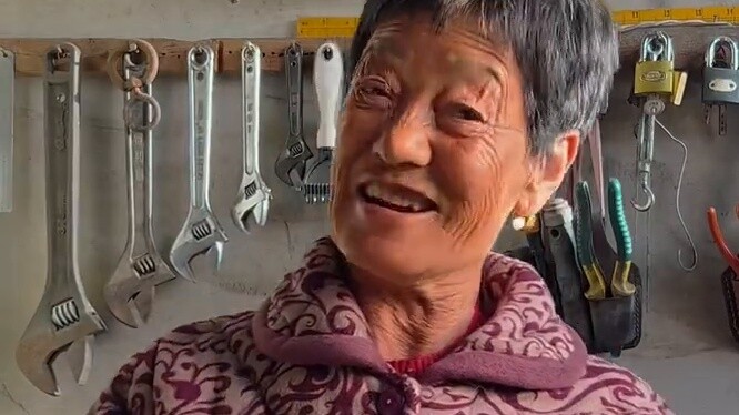 How Grandma Became a Casual Supermodel: Shooting for Skechers Today