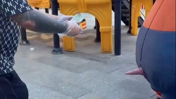 【เจี้ยนเหรินทีวี】คิดไม่ออกเลยว่าข้างในมันสิ้นหวังขนาดไหน