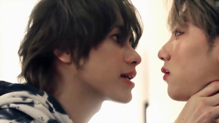 บ้าจริง! พวกเขามีอารมณ์บ้าๆ บอๆ จริงๆ ใครจะรู้! ดูแล้วก็สนุกดี!