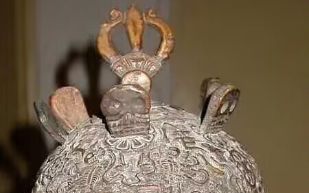 Catatan: Bukan 40K, tapi Tibet.