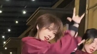 การที่ผู้เล่นกลุ่มชายเต้นเป็นทอมบอยทำให้เพศของเทียนเสี่ยวจวนเปลี่ยนโดยตรงหรือไม่? ｜ช็อตตรงสุดเจ๋งของ