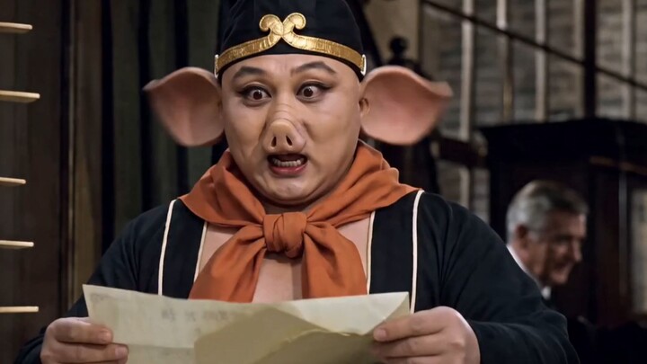 “Ini pasti butuh banyak daging babi, Tuan”