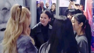 BLACKPINK、赛琳娜戈麦斯演唱会后台再相遇！