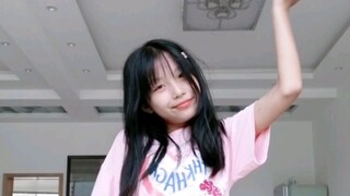 初中生翻跳 somi《 DUMB DUMB》